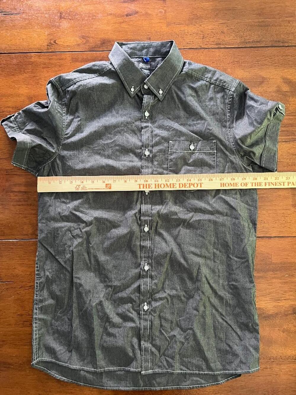 Mens Kenneth Cole Reaction Short Sleeve Button Up Shirt, Size M